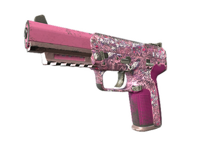 Five-SeveN | Клубничный журавль (Поношенное)